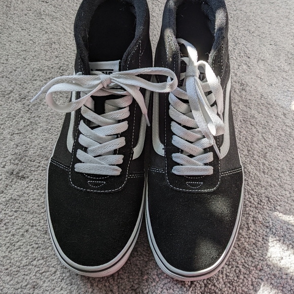 NWOT vans Sk8 high tops - Picture 3 of 5